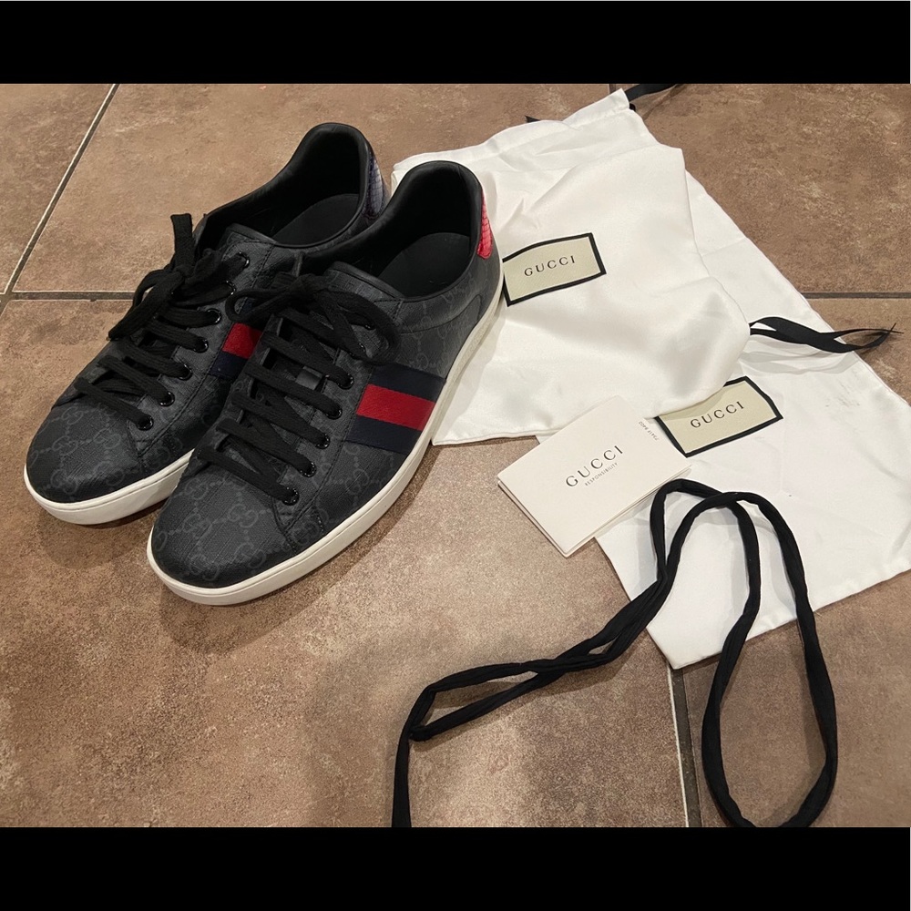 Authentic mens Gucci sneakers